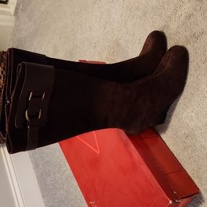 Brown suede tall aero boot